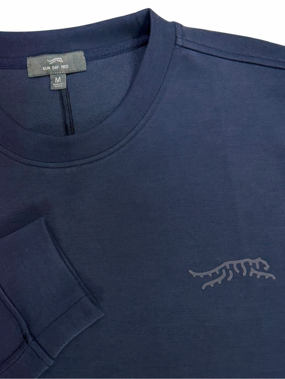 Sun Day Red Sweatshirt Mens Medium Blue Pacific Luxe Crew Tiger Performance Golf